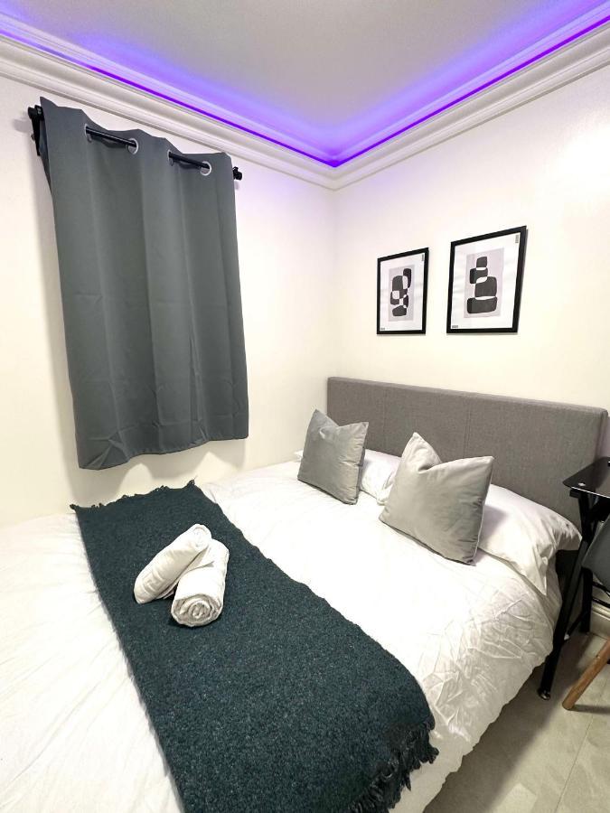 Casa vacanze Stylish 3-bedroom Flat In Prime Location *