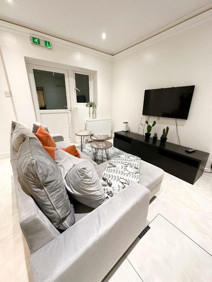 Stylish 3-bedroom Flat In Prime Location Casa vacanze Londra