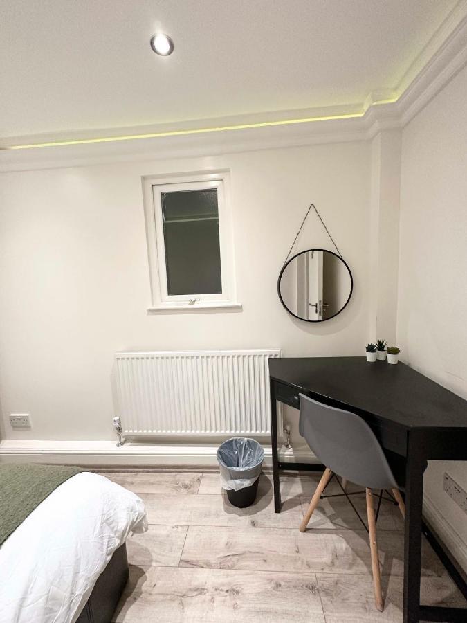 Casa vacanze Stylish 3-bedroom Flat In Prime Location Londra