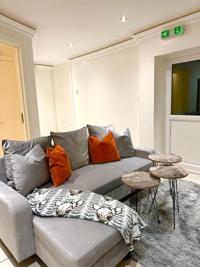 Casa vacanze Stylish 3-bedroom Flat In Prime Location *